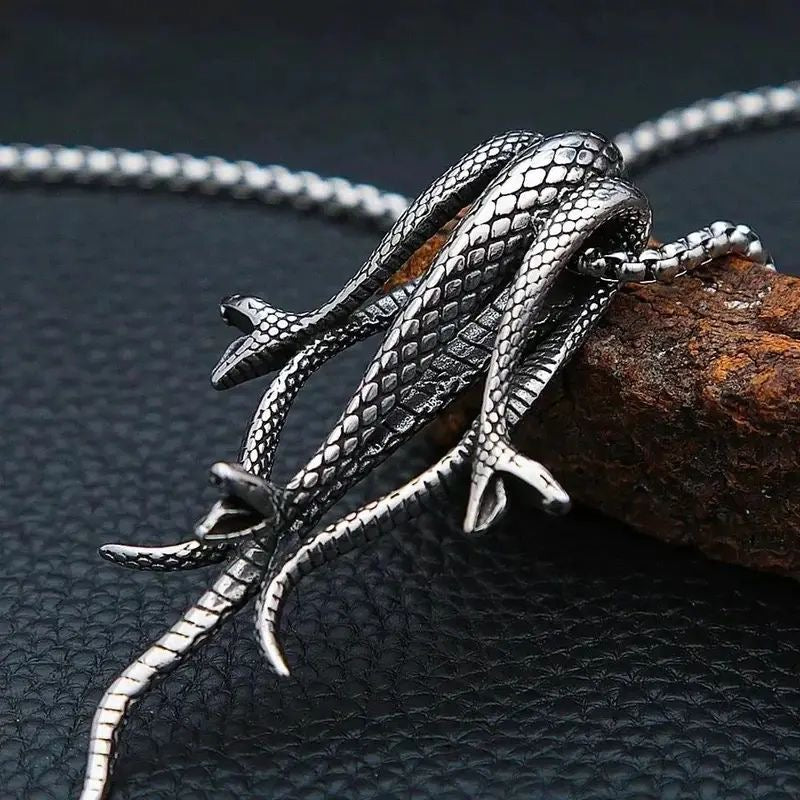 Snakes necklace