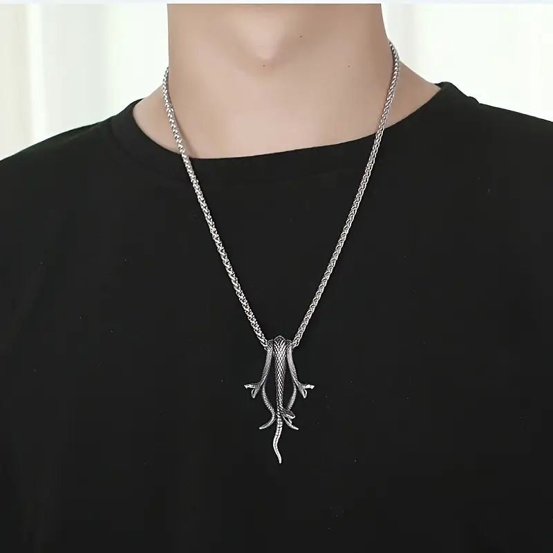 Snakes necklace
